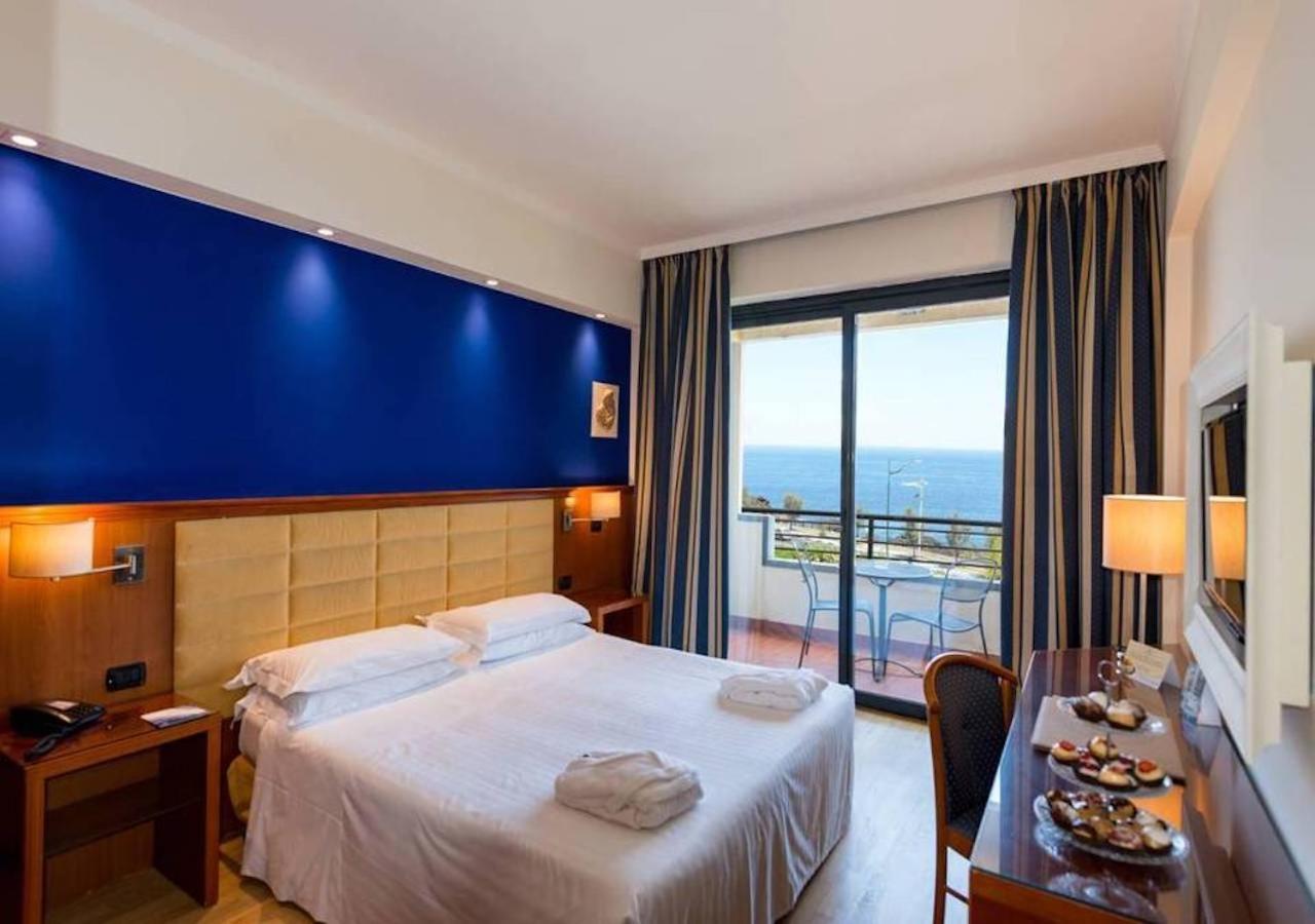 Hotel Nettuno Catania Esterno foto