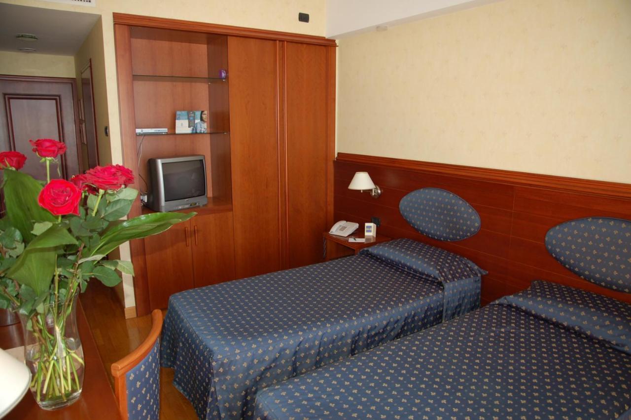 Hotel Nettuno Catania Esterno foto