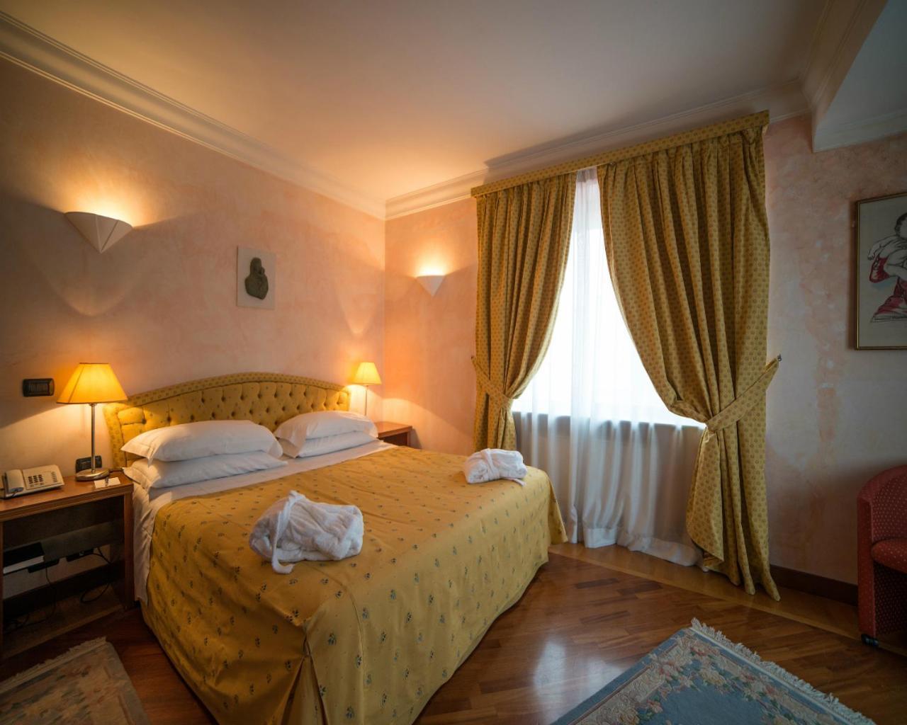 Hotel Nettuno Catania Esterno foto