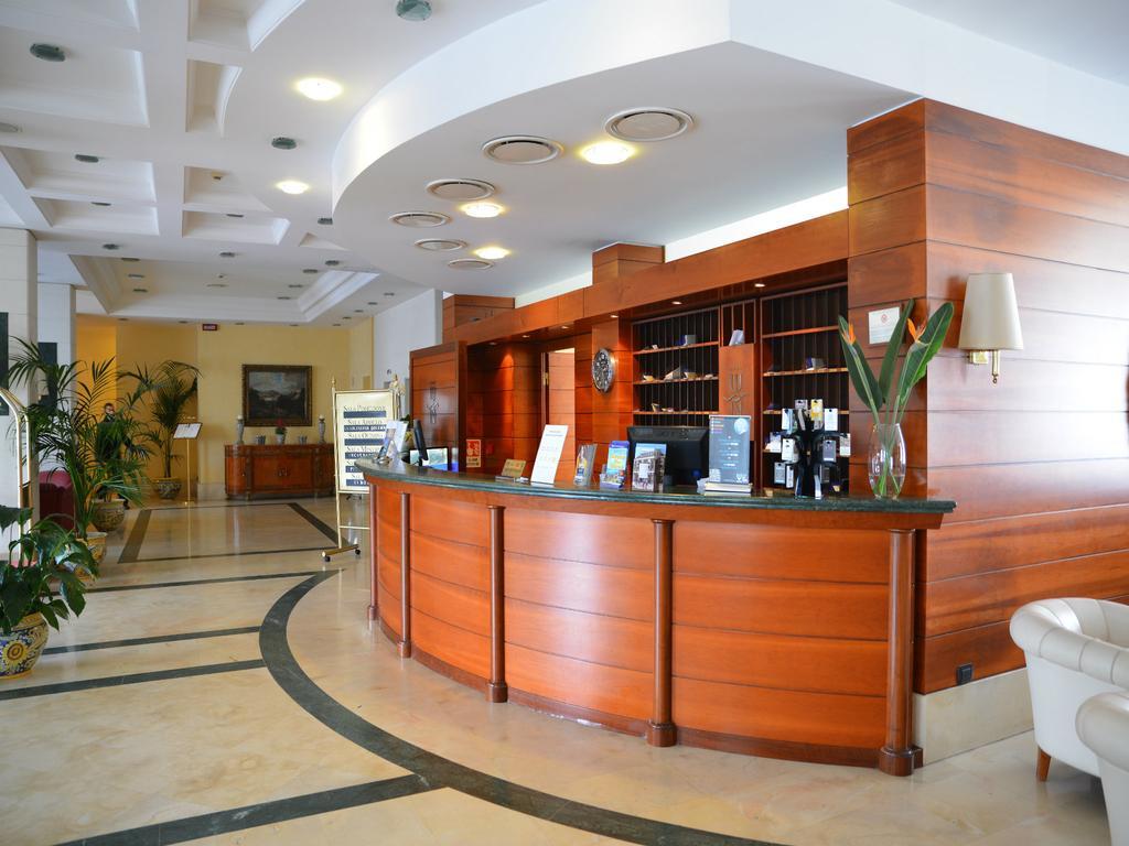 Hotel Nettuno Catania Esterno foto